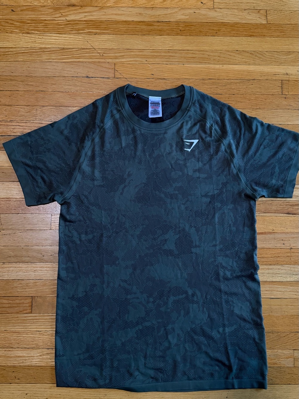 Gymshark Men’s Dark Green Camo Performance Tee Seamless Geofit